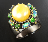 Серебряное кольцо с золотистой жемчужиной, кристаллическими черными опалами и диопсидами Серебро 925