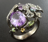 Черненое серебряное кольцо с аметистами, перидотами, цитринами и цветной жемчужиной