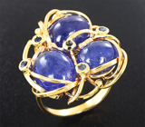 Золотое кольцо с крупными насыщенными танзанитами 14,43 карата и синими сапфирами Золото