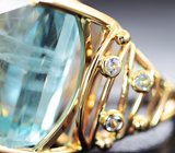 Золотое кольцо с фантастическим аквамарином 45,13 карата, топазами, лейкосапфирами и бриллиантами Золото