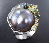 Серебряное кольцо с цветной жемчужиной барокко 28,15 карата, зелеными турмалинами и сапфирами Серебро 925