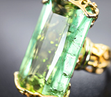 Золотое кольцо с фантастическим неоново-зеленым турмалином 35,36 карата и бриллиантами Золото