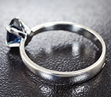 Кольцо с синим сапфиром высокой чистоты 0,95 карата Золото