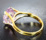 Кольцо с чистейшим розовым кунцитом 6,16 карата Золото