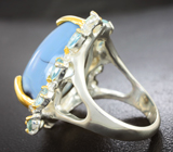 Серебряное кольцо с голубым опалом и топазами Серебро 925