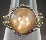 Серебряное кольцо с солнечным камнем с эффектом кошачьего глаза и турмалинами Серебро 925