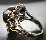 Серебряное кольцо с черной шпинелью, родолитами и разноцветными турмалинами Серебро 925