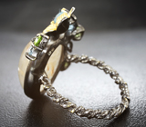 Серебряное кольцо с рутиловым кварцем, голубыми топазами, перидотами и диопсидом