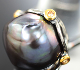 Серебряное кольцо с цветной жемчужиной барокко 44,46 карата, желтыми сапфирами и цаворитами Серебро 925