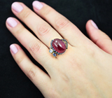 Серебряное кольцо с рубином 9,86 карата и синими сапфирами