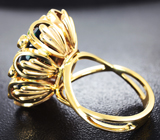 Золотое массивное ажурное кольцо с невероятным черным опалом 7,77 карата, оранжевыми шпинелями и цаворитами Золото