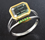 Серебряное кольцо с голубовато-зеленым турмалином 1,96 карата и цаворитами Серебро 925