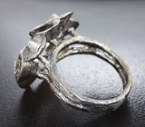 Черненое серебряное кольцо с насыщенно-синим топазом, цитрином и мозамбикским гранатом Серебро 925