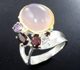 Серебряное кольцо с розовым кварцем 13+ карат, мозамбикскими гранатами и аметистом Серебро 925