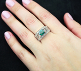 Замечательное серебряное кольцо с зеленым топазом Серебро 925