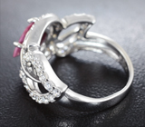 Элегантное серебряное кольцо с рубином