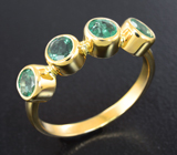 Золотое кольцо с уральскими изумрудами оттенка морской волны 1,22 карата Золото