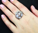 Эффектное серебряное кольцо с лунным камнем