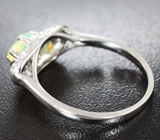 Прелестное серебряное кольцо с кристаллическими эфиопскими опалами Серебро 925