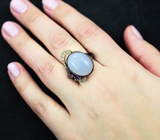 Серебряное кольцо с халцедоном, аметистами и бесцветными топазами Серебро 925