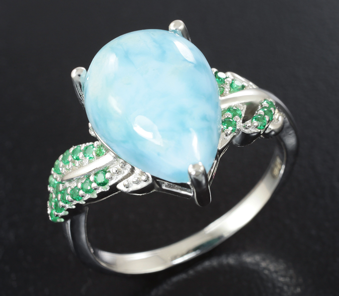 Изысканное серебряное кольцо с ларимаром