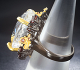 Серебряное кольцо с бесцветным кварцем и мозамбикскими гранатами Серебро 925
