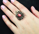 Серебряное кольцо cо звездчатым рубином и розовыми сапфирами Серебро 925