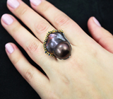 Серебряное кольцо с цветной жемчужиной барокко 48,8 карата и синими сапфирами Серебро 925