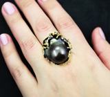 Серебряное кольцо с цветной жемчужиной барокко 28,23 карата и синими сапфирами Серебро 925