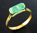Золотое кольцо с уральским изумрудом 0,87 карата Золото