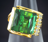 Золотое кольцо с сочно-зеленым турмалином 10 карат и бриллиантами Золото