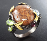 Серебряное кольцо с рутиловым кварцем, голубым топазом, родолитом и перидотами Серебро 925