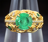 Золотое кольцо с уральскими изумрудами 1,84 карата и бриллиантами Золото