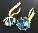 Золотые серьги с насыщенно-синими топазами авторской огранки 10,34 карата Золото
