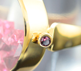 Золотое кольцо c кристаллами рубиновой шпинели 5,34 карата под сапфировым стеклом Золото
