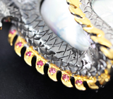 Серебряный кулон «Дракон» с жемчужиной барокко 58,4 карата, красными сапфирами и цаворитами Серебро 925