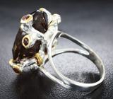 Серебряное кольцо с дымчатым кварцем лазерной огранки и родолитами Серебро 925