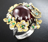 Серебряное кольцо с крупным рубином 28,2 карата, изумрудами и голубыми топазами Серебро 925