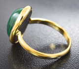 Золотое кольцо с уральским малахитом на подложке из долерита 7,67 карата