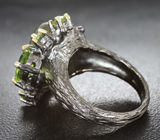 Серебряное кольцо с зеленым турмалином и перидотами Серебро 925