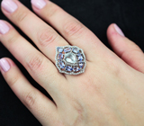Серебряное кольцо с голубым топазом и танзанитами Серебро 925