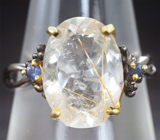 Серебряное кольцо с рутиловым кварцем и синими сапфирами Серебро 925