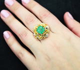 Золотое массивное кольцо с ярким уральским изумрудом 3,66 карата и бриллиантами Золото
