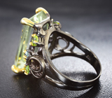 Серебряное кольцо с зеленым аметистом 24+ карат, перидотами и голубыми топазами Серебро 925