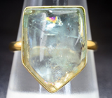 Золотое кольцо с крупным уральским зеленым бериллом 11,03 карата Золото