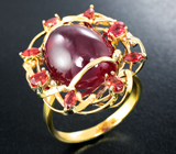 Золотое кольцо с крупным рубином 17,73 карата и красными сапфирами Золото