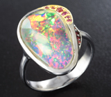 Серебряное кольцо с топовым кристаллическим эфиопским опалом авторской огранки 3,61 карата и красными сапфирами Серебро 925