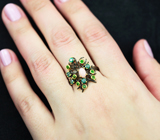 Оригинальное серебряное кольцо с розовым опалом, зелеными топазами и диопсдами Серебро 925