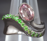 Серебряное кольцо с розовым турмалином и диопсидами