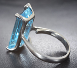 Серебряное кольцо с голубым топазом 20,07 карата и синими сапфирами Серебро 925
